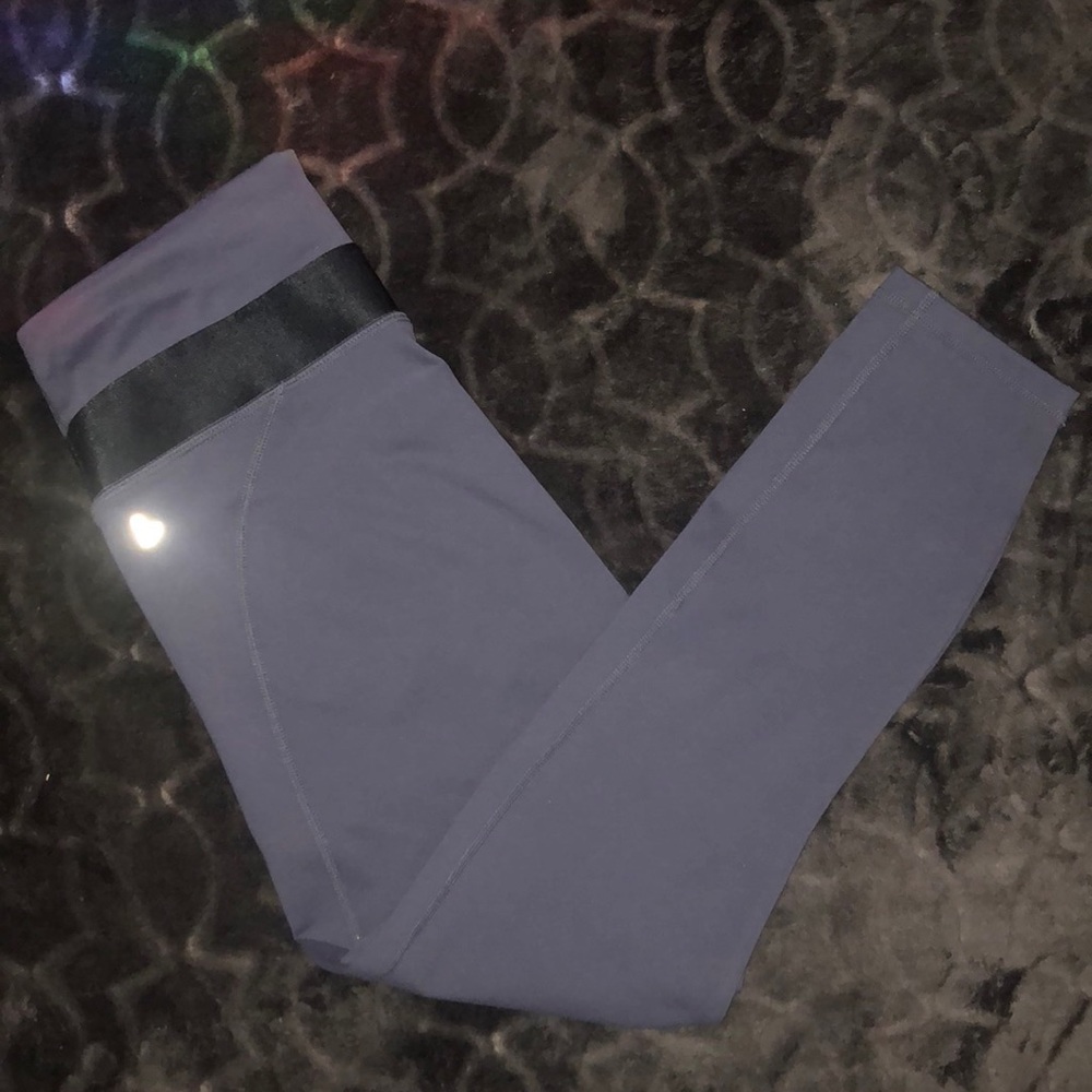 HIGH-WAISTED STATEMENT POWERHOLD 7/8